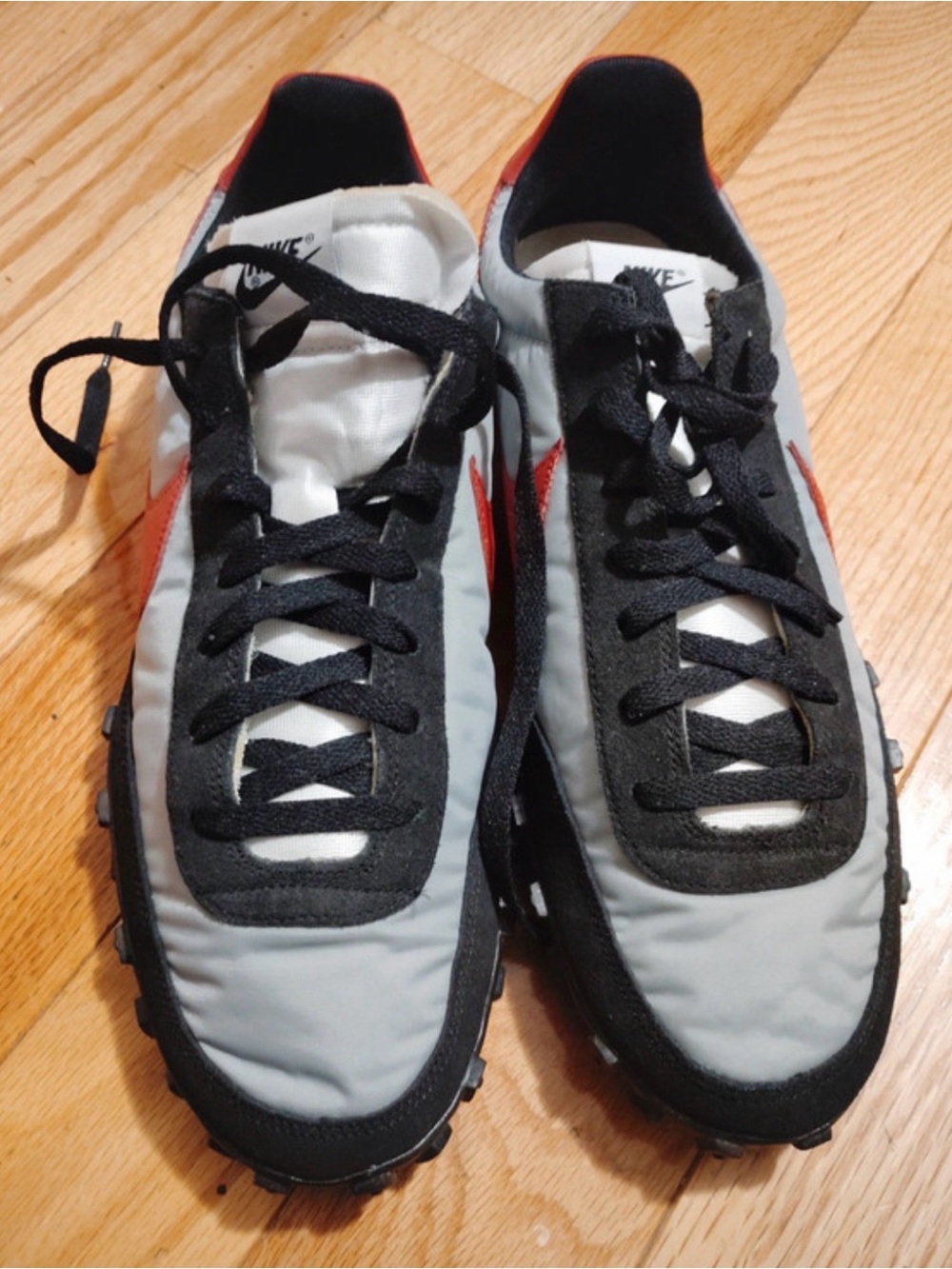 Nike Men's Grey, Black and Red Retro-Style Sneakers